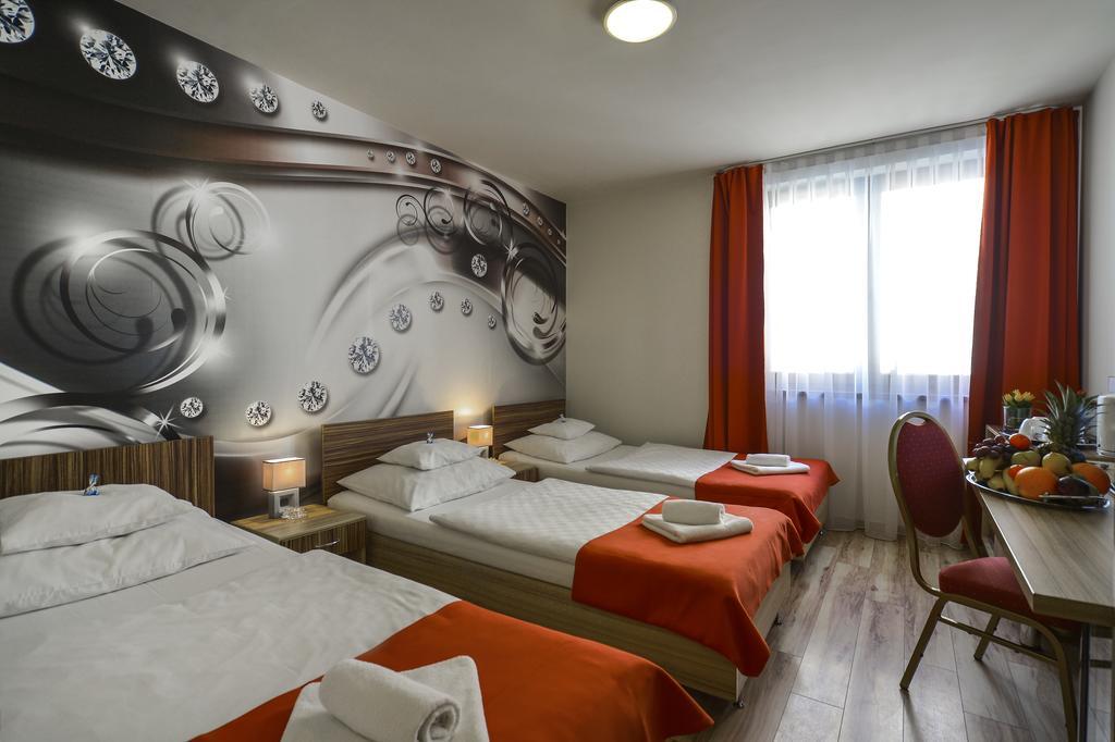 Hotel Sunshine Budapest Bagian luar foto