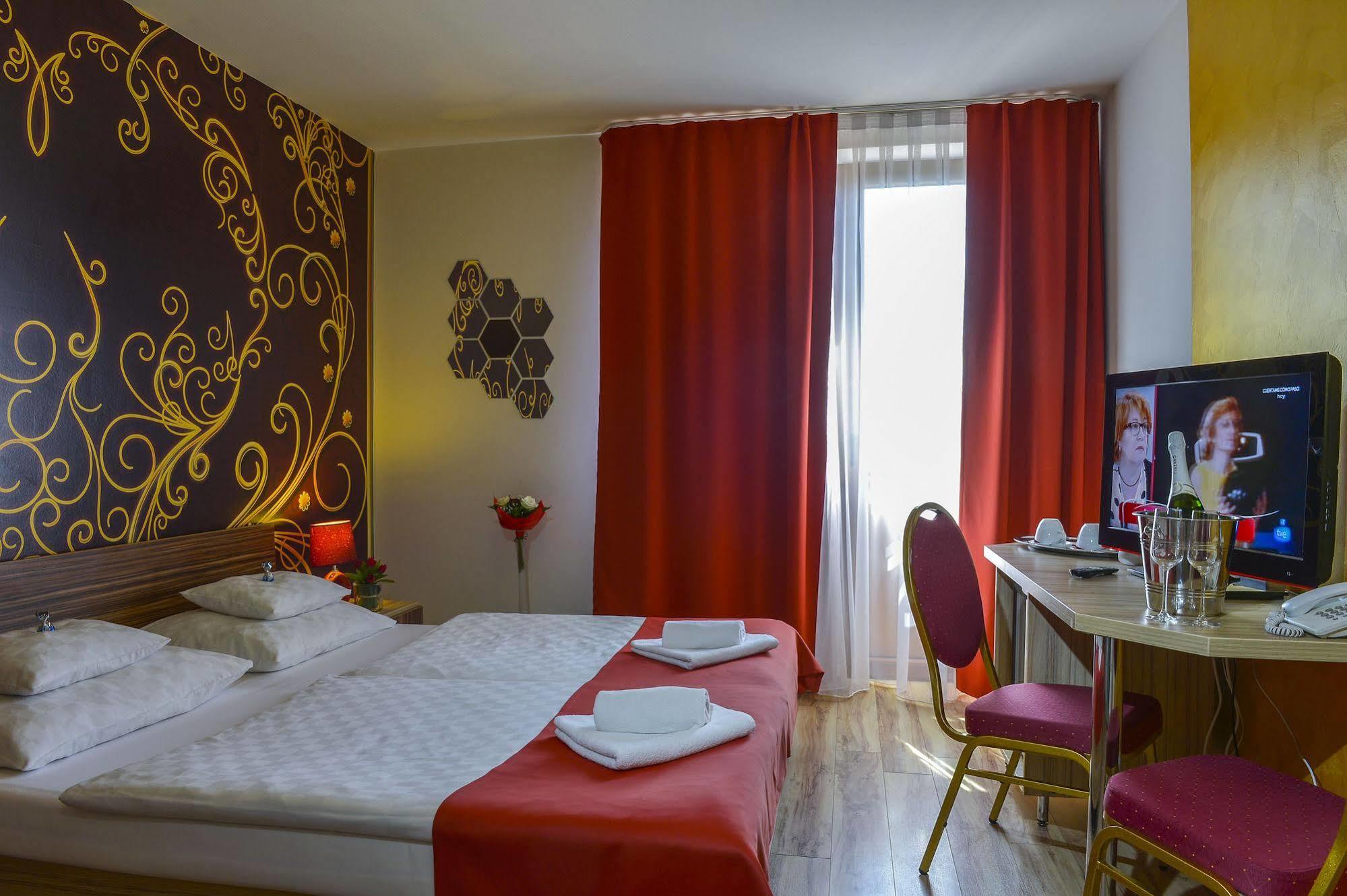 Hotel Sunshine Budapest Bagian luar foto