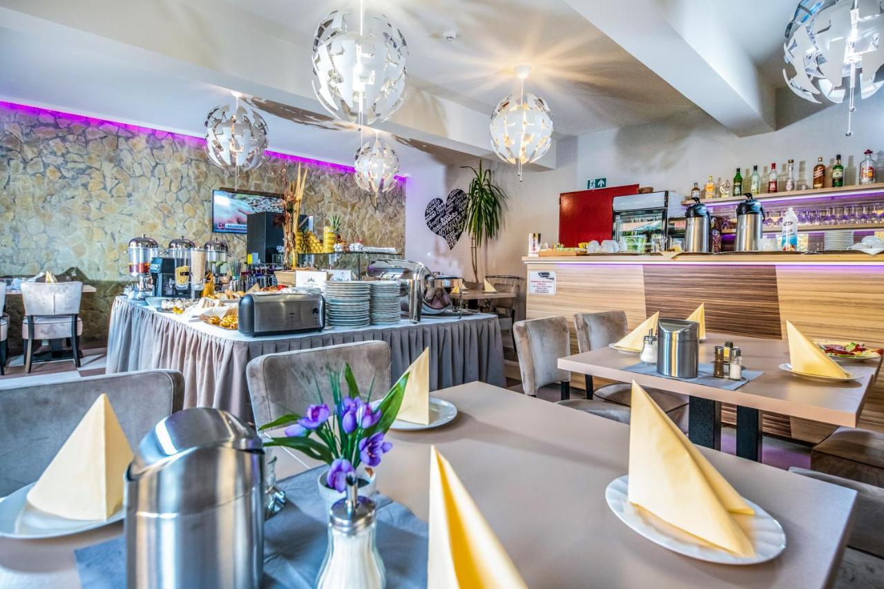 Hotel Sunshine Budapest Bagian luar foto